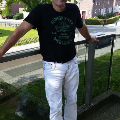 Talentcard van ademi sali