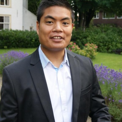 Talentcard van Mario Manalo